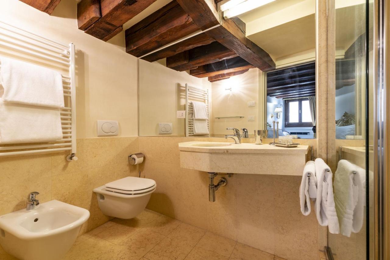 Gondola Luxury - Campo Santi Filippo E Giacomo By Wonderful Italy 威尼斯 外观 照片