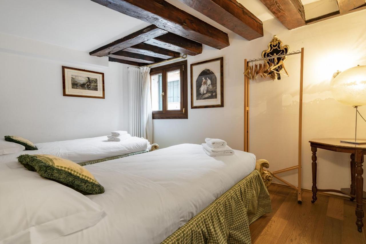 Gondola Luxury - Campo Santi Filippo E Giacomo By Wonderful Italy 威尼斯 外观 照片