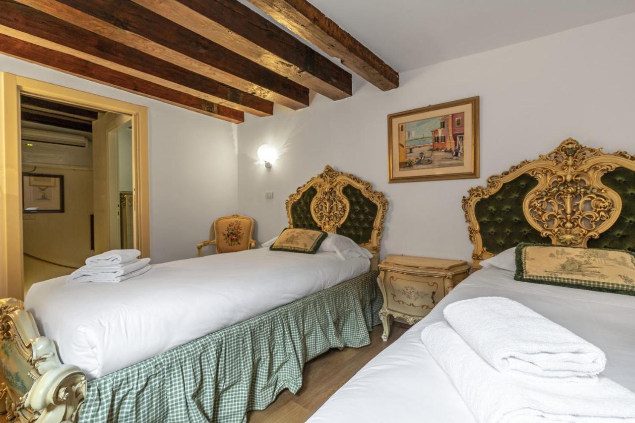 Gondola Luxury - Campo Santi Filippo E Giacomo By Wonderful Italy 威尼斯 外观 照片