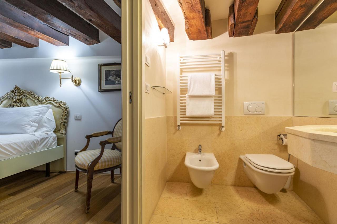 Gondola Luxury - Campo Santi Filippo E Giacomo By Wonderful Italy 威尼斯 外观 照片